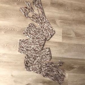 Women’s Bebe scarf